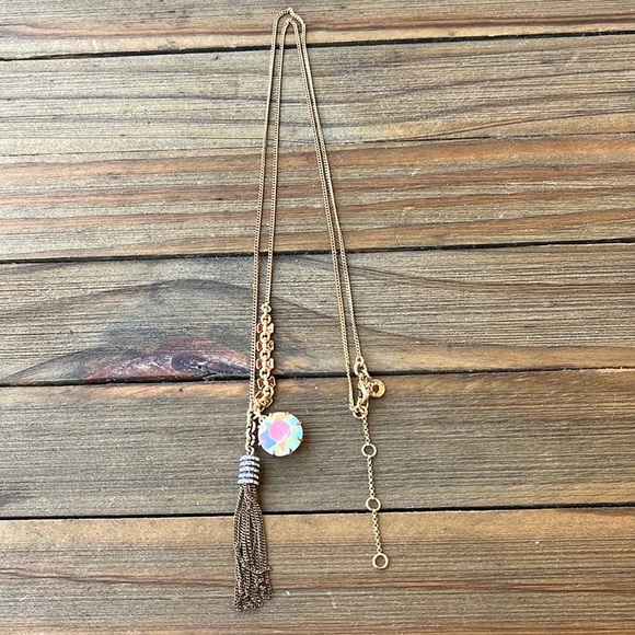 J Crew Matte Gold Tone Iridescent Crystal Fringe Necklace! BNWOT - Picture 3 of 14